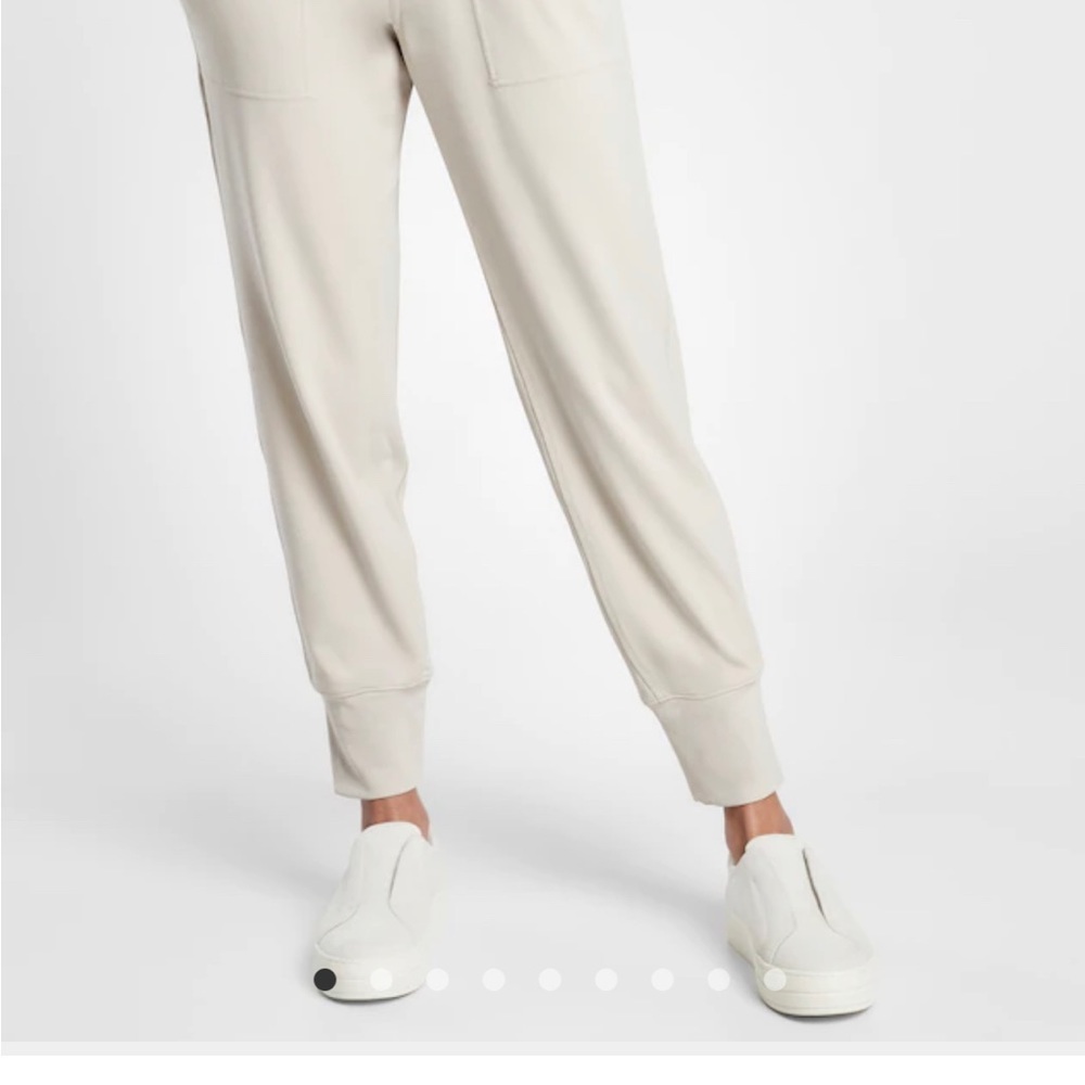 Athleta Venice Crop Joggers - Medium